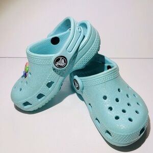 Crocks/Toddler Size 5C One Butterfly Jibbitz- Color Teal/Sparkling